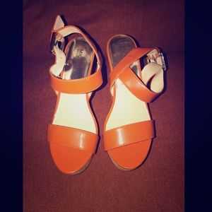 Authentic MICHAEL Michael Kors Orange Cork heels